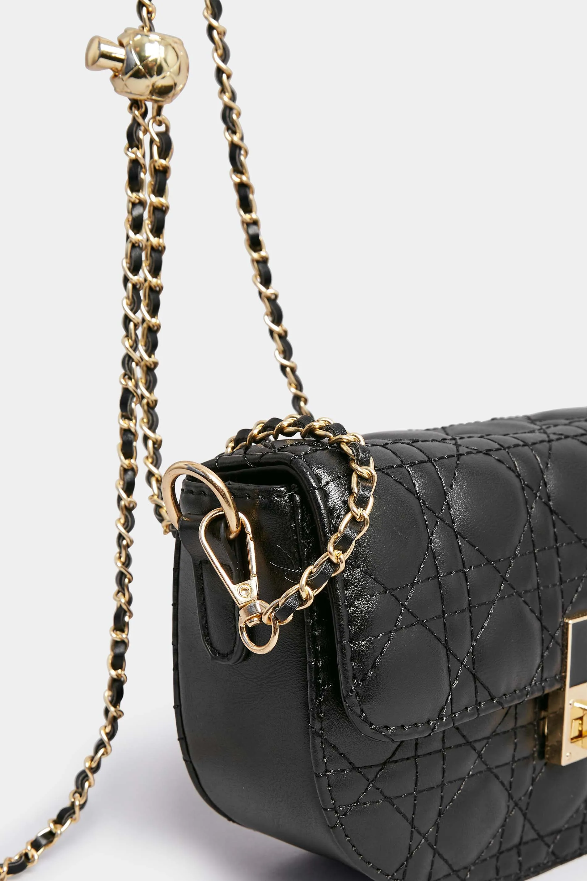 Black Quilted Chain Shoulder Bag