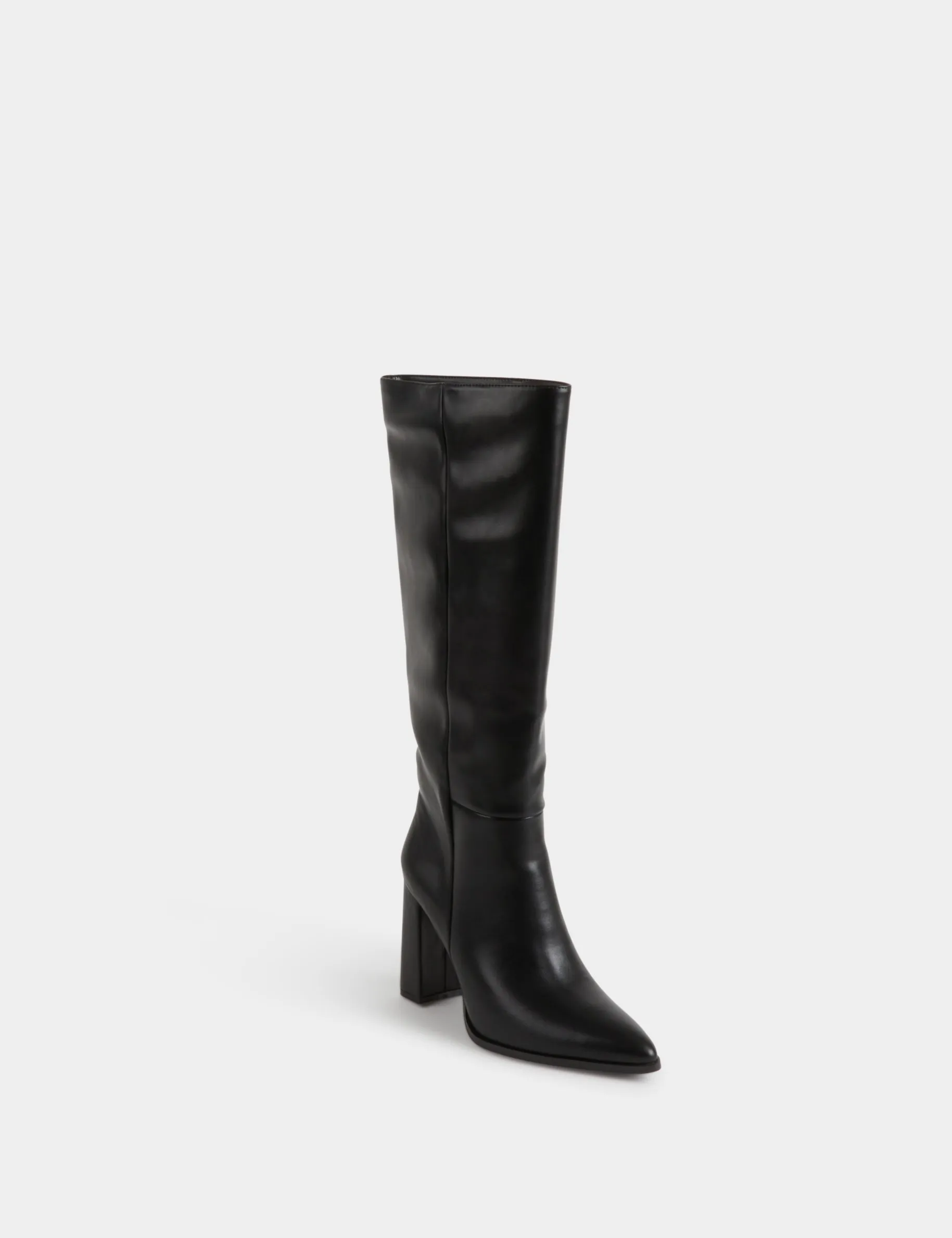 Boots with heels and pointed toe black women