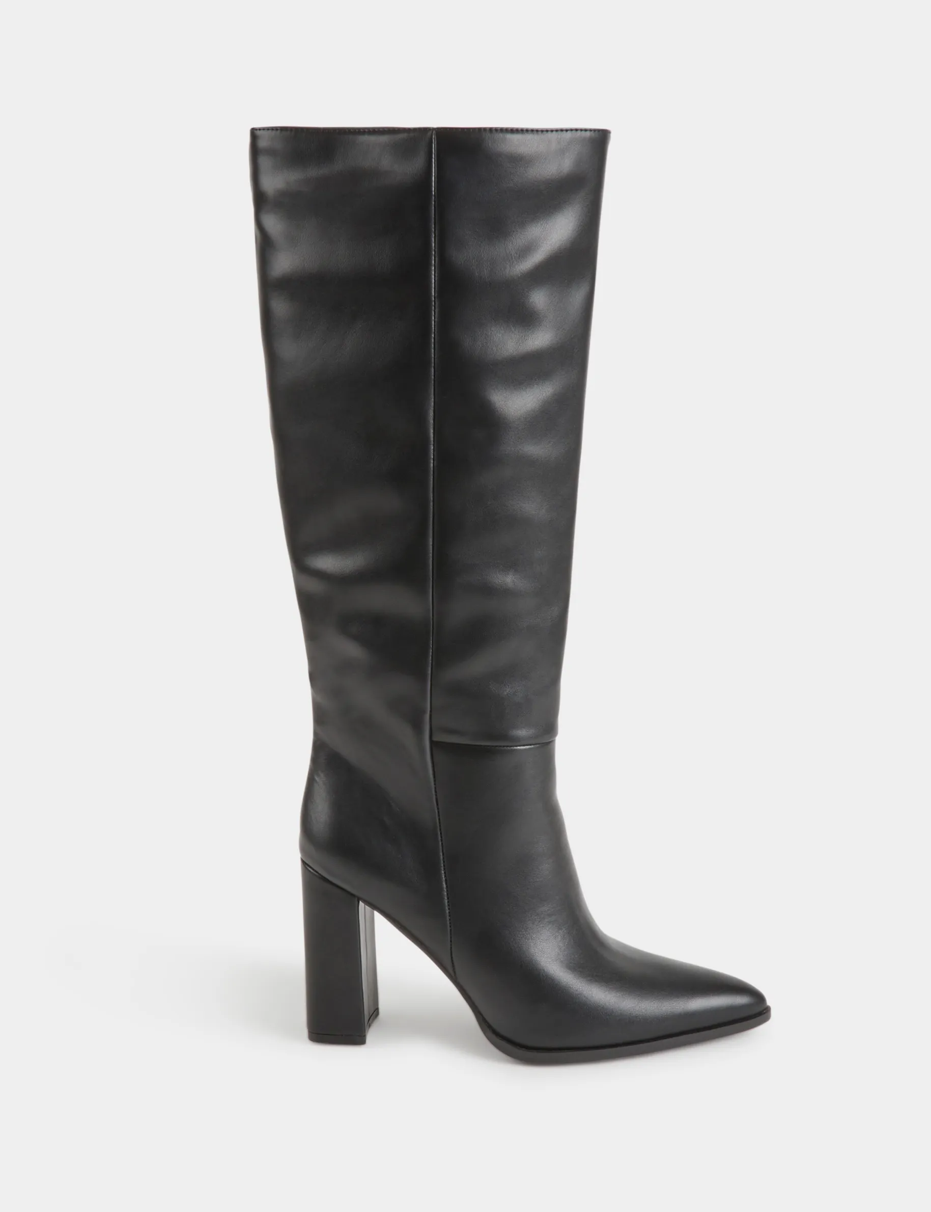 Boots with heels and pointed toe black women