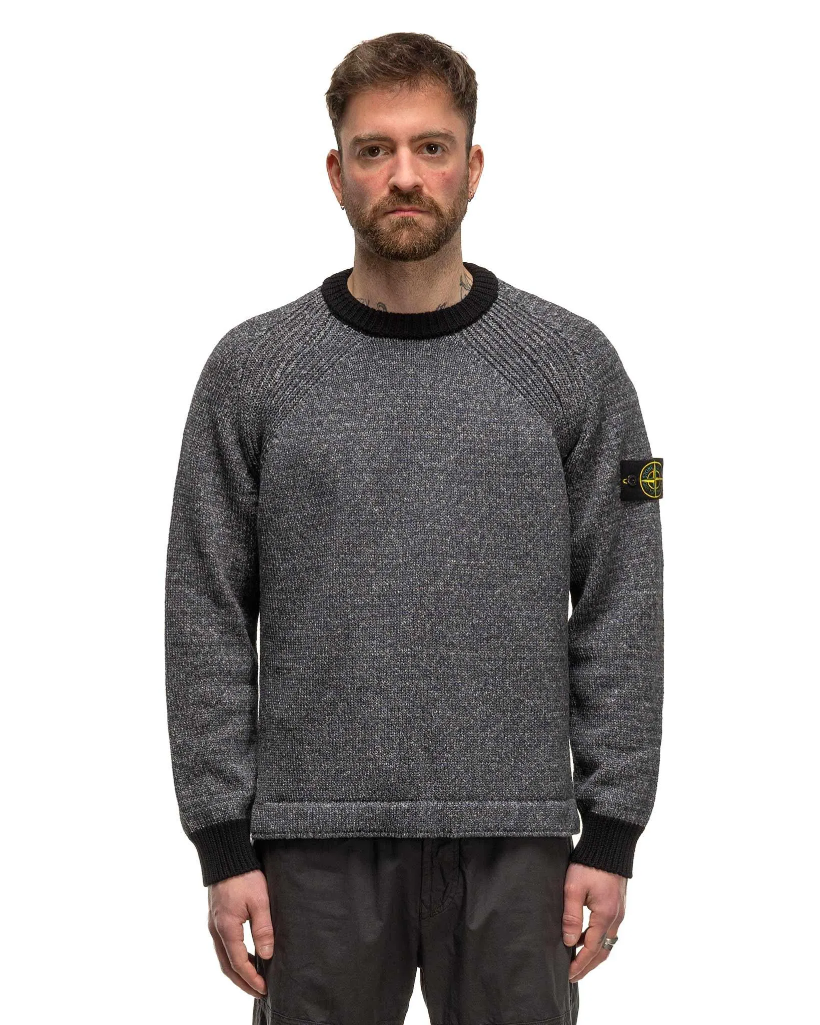 Color Sprayed Tape Crewneck Knit Black