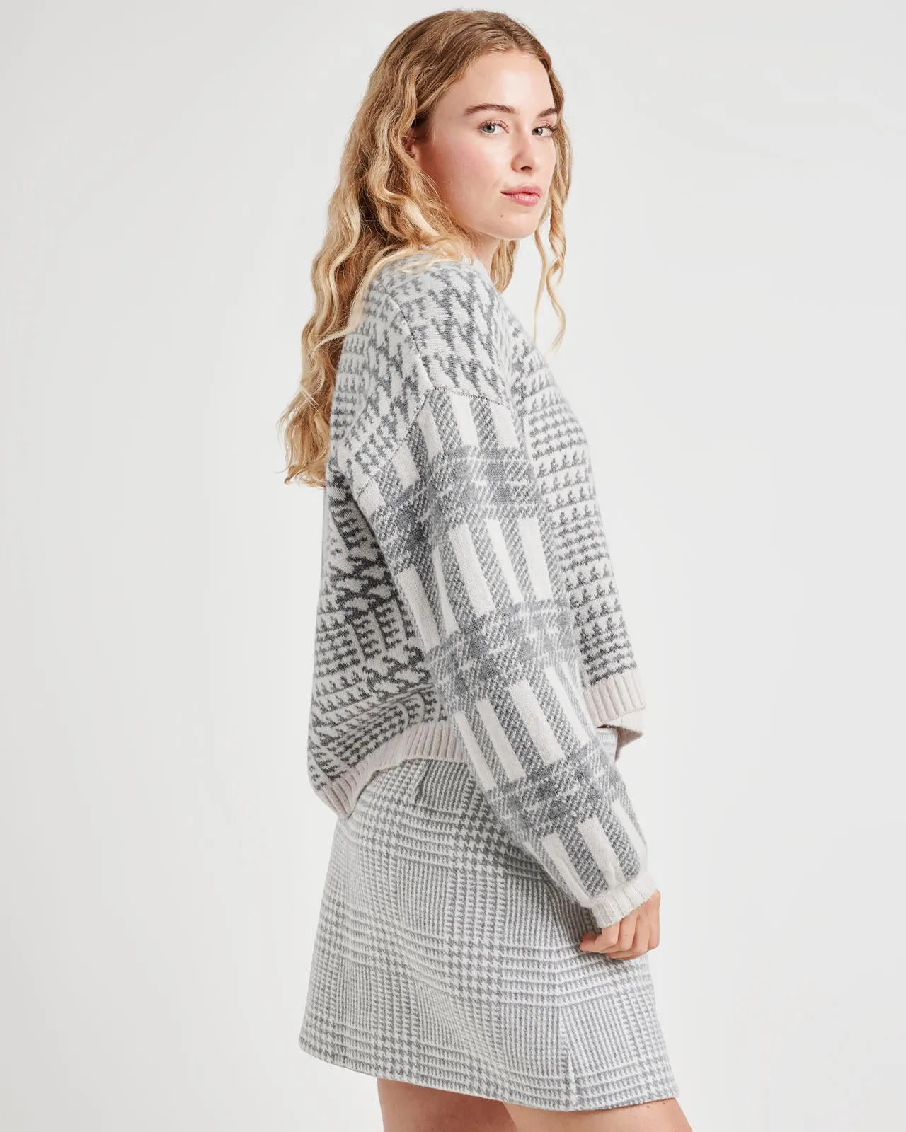 Elliott Cashblend Plaid Sweater