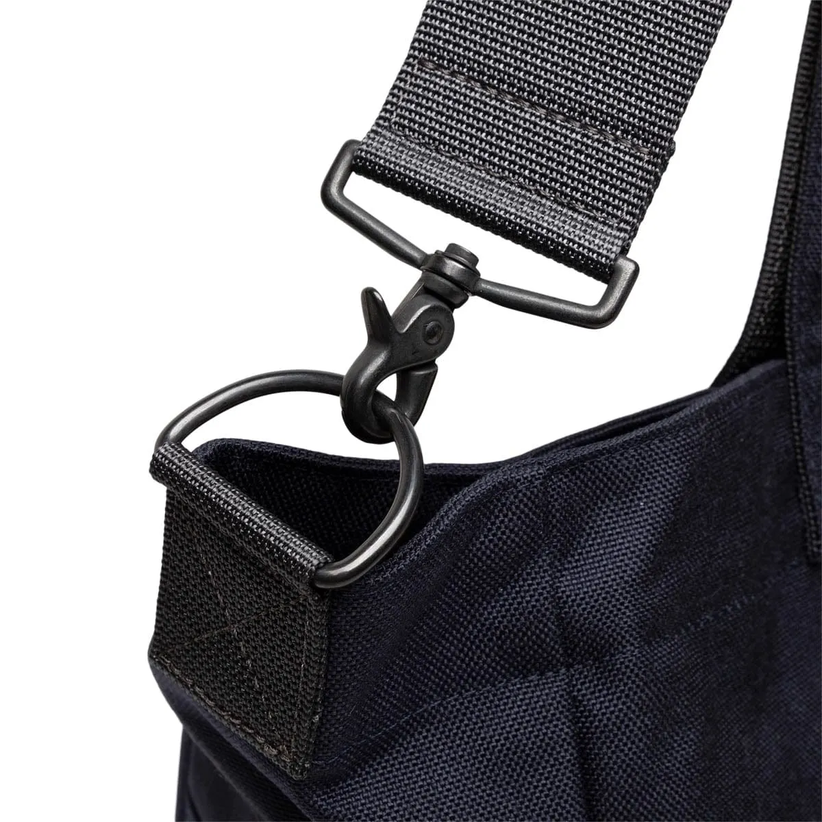 HYPE 2WAY TOTE BAG Navy x Black | Bodega