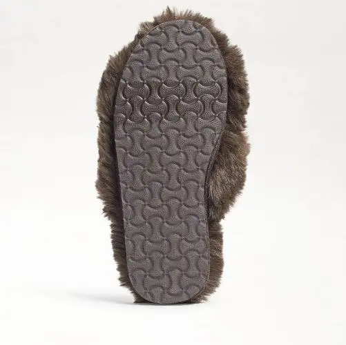 Jeane Slipper in Caviar Brown Plush