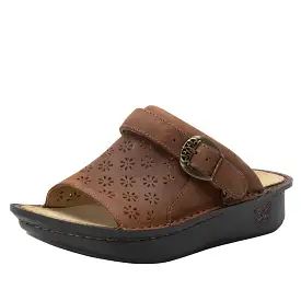 Klover Burnish Tawny Sandal