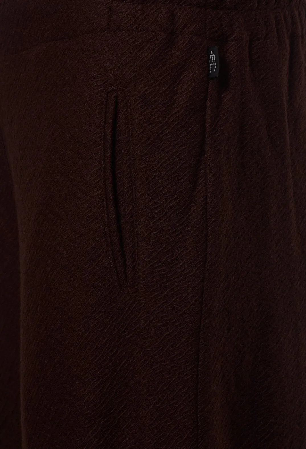 Pegged Trousers in Cognac