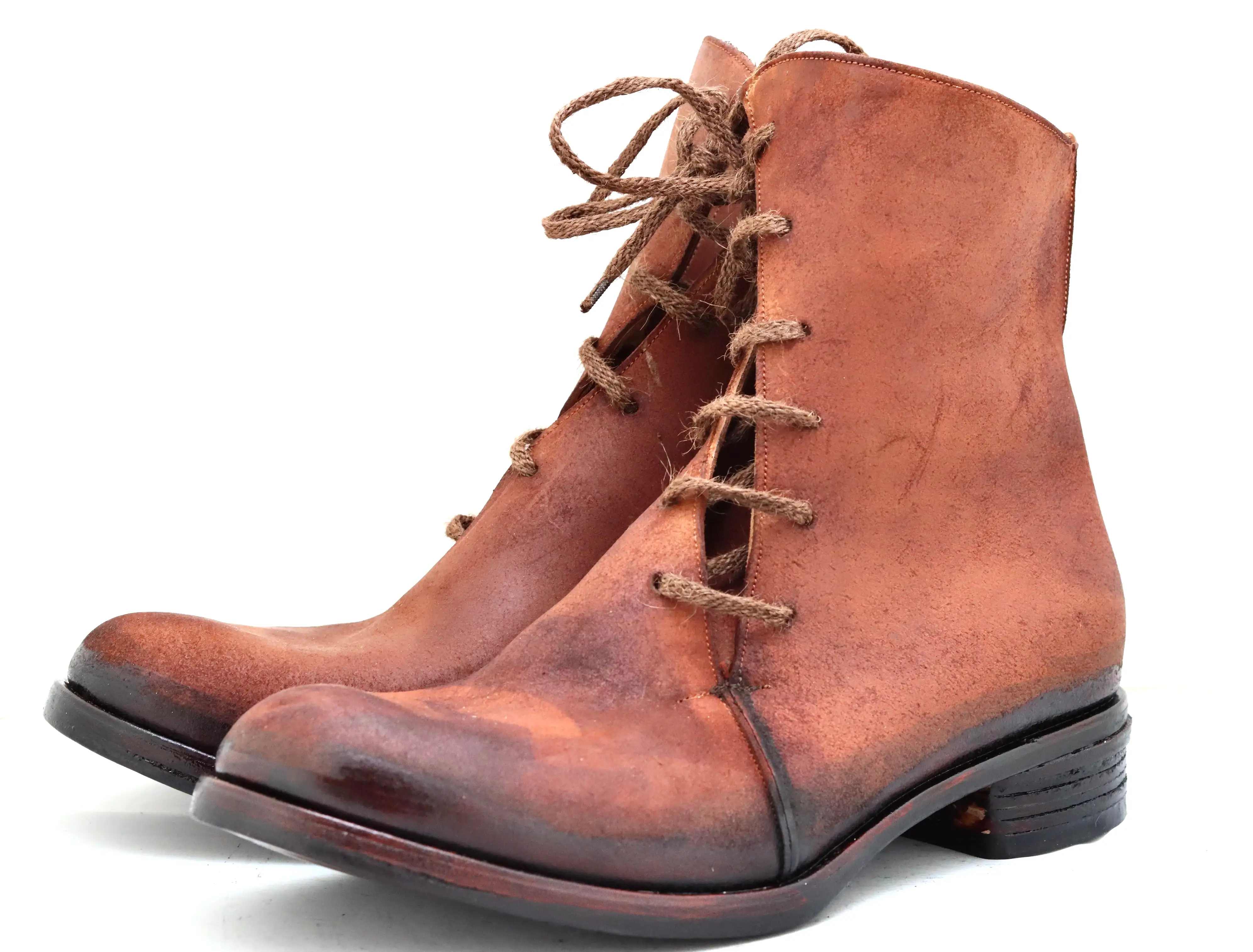 Spiral lace boot  | brandy | cordovan