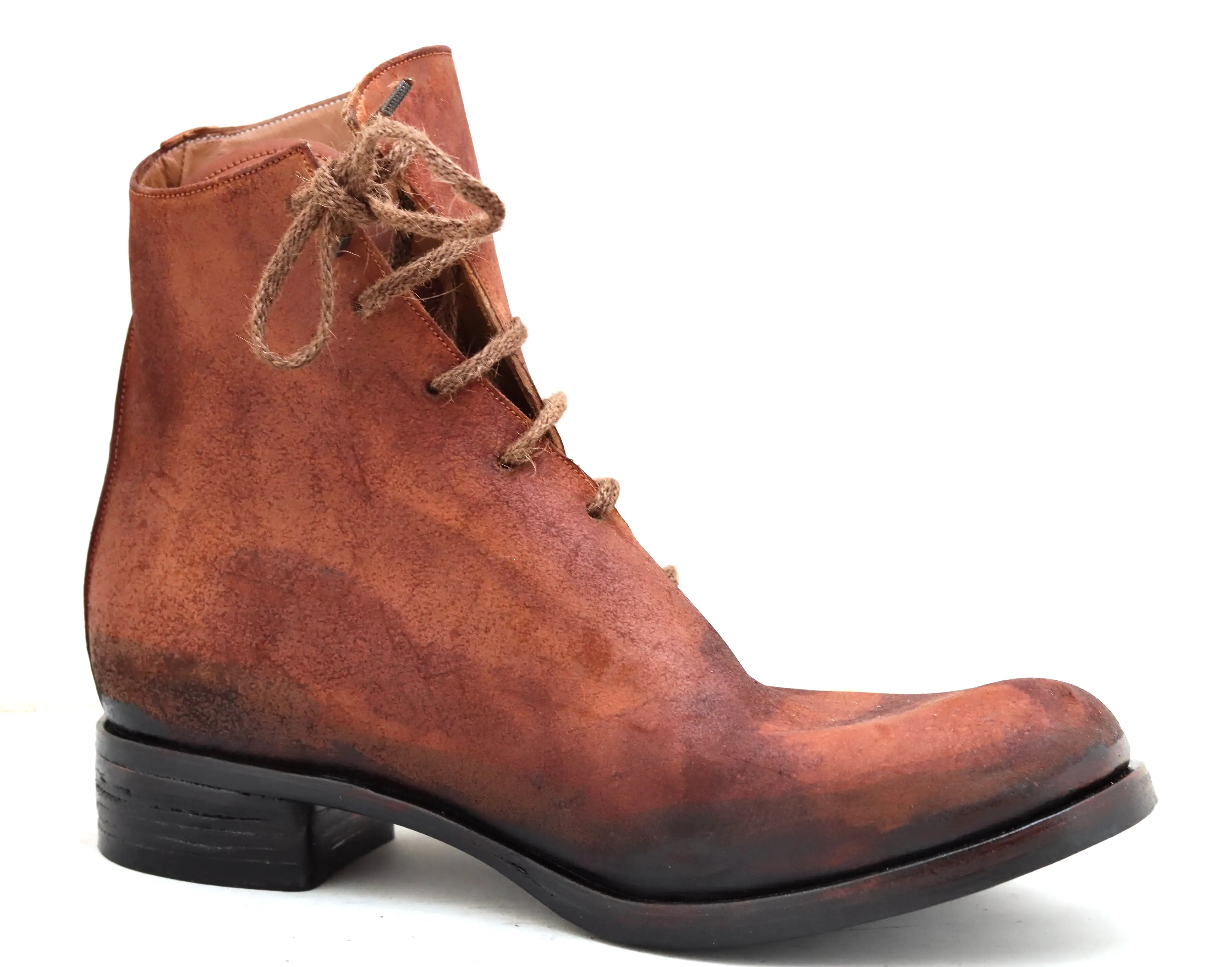 Spiral lace boot  | brandy | cordovan