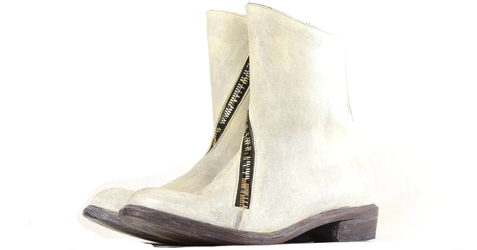 Spiral Zip Boot  |  Dirty white