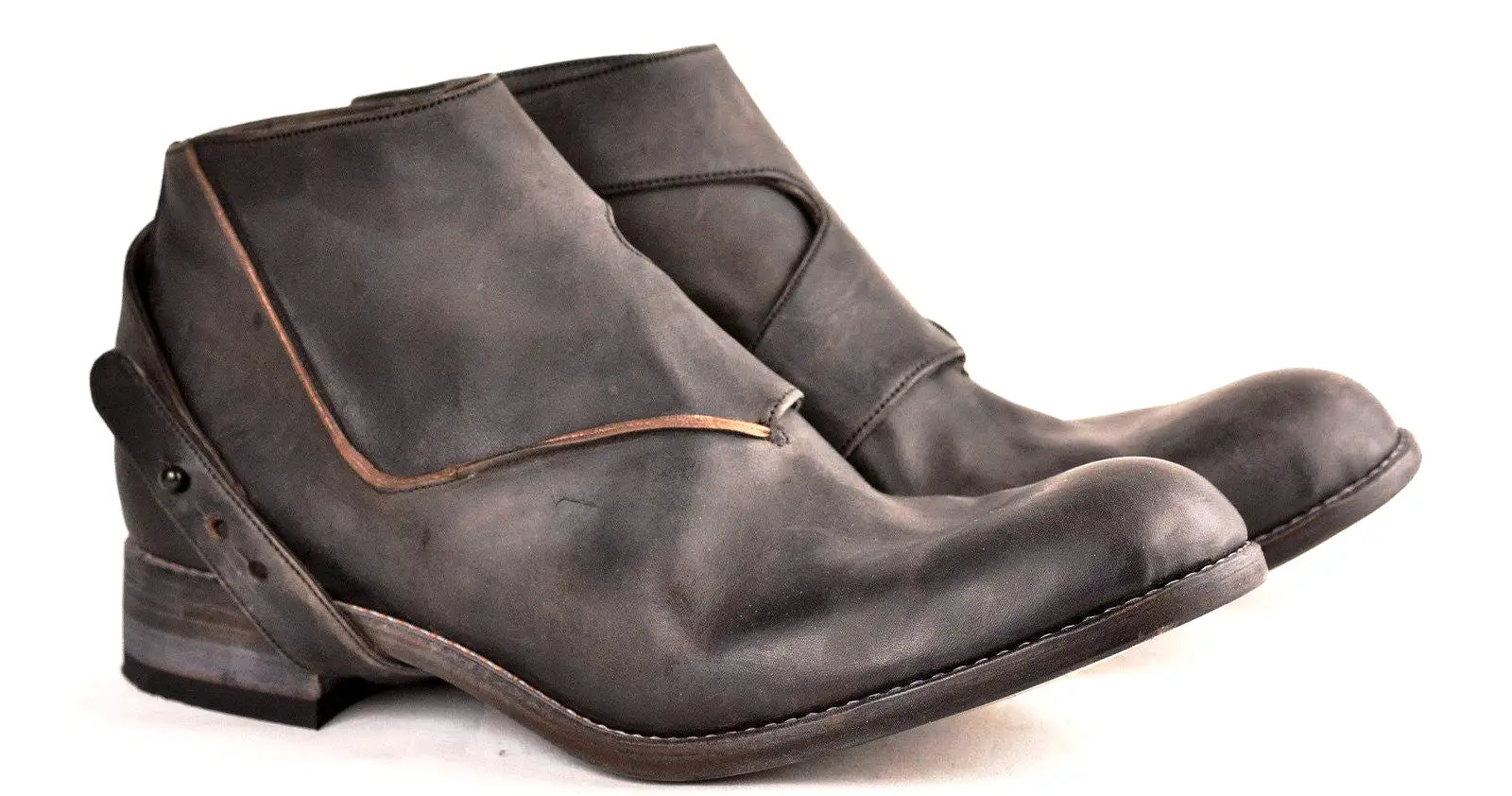 Straparound boot  |  Bleached | Frisone