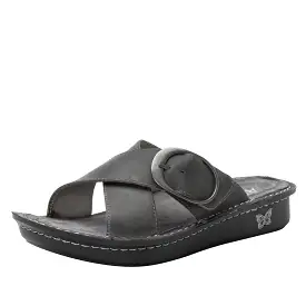 Vanya Oiled Ash Sandal