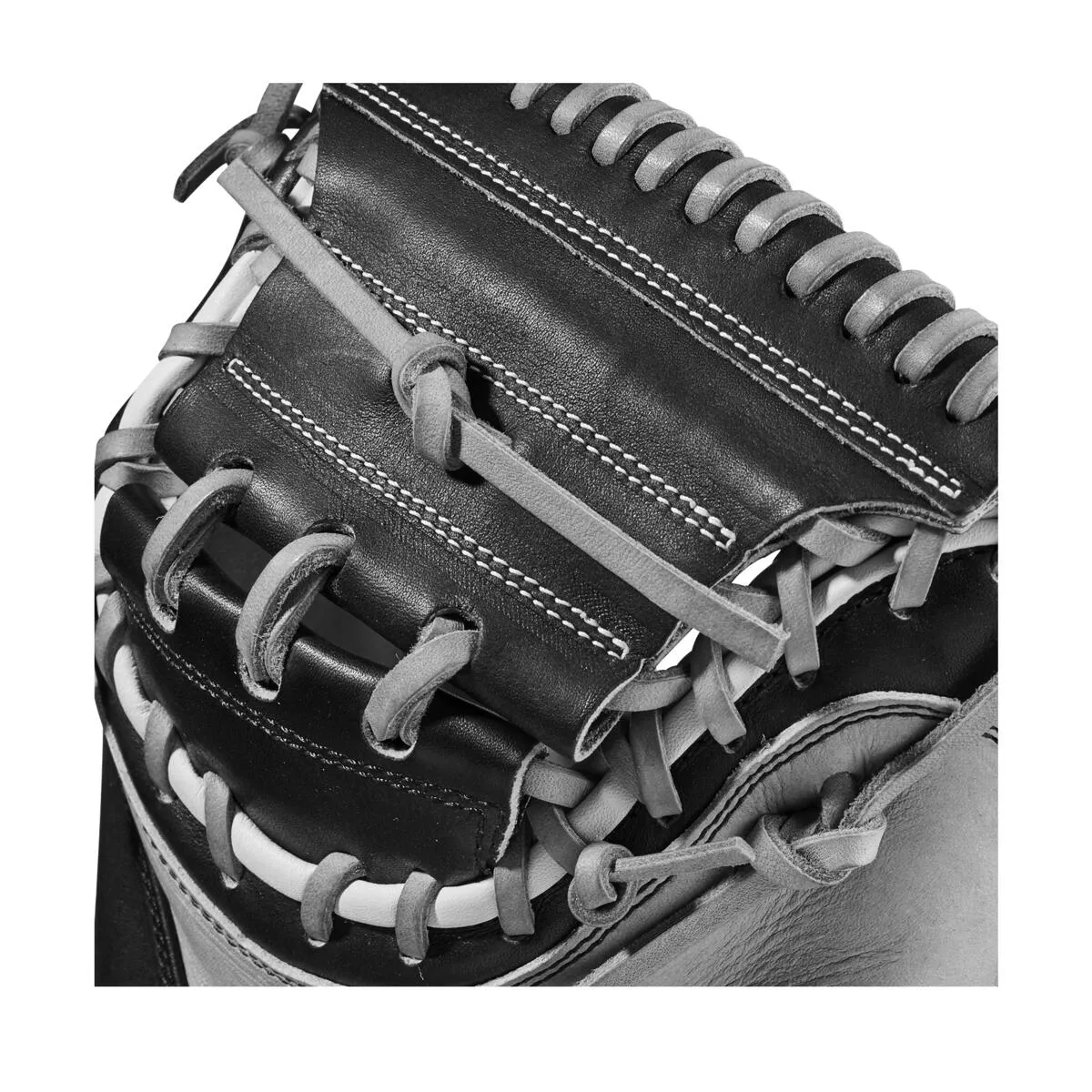 Wilson A2000 M2 33.5 Baseball Catcher's Mitt: WBW100977335