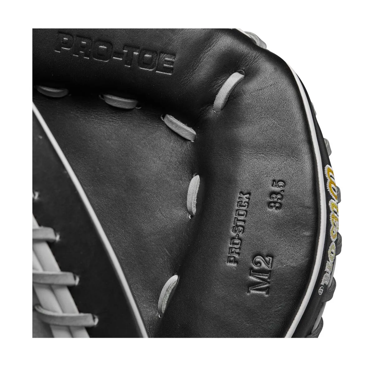 Wilson A2000 M2 33.5 Baseball Catcher's Mitt: WBW100977335