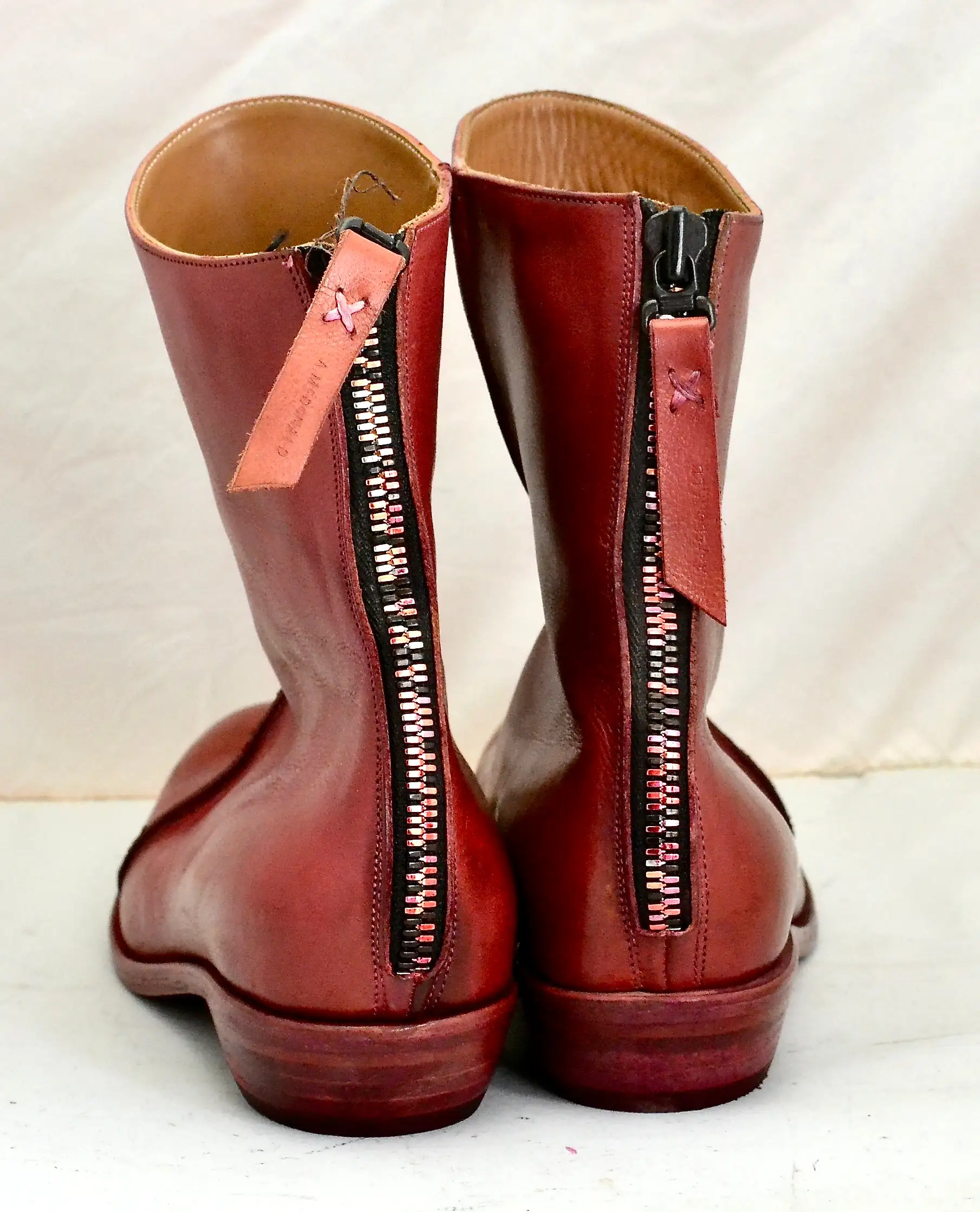 Zip back boot in pomegranate | Calf